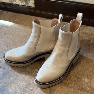 Women's Cream Chelsea Boots